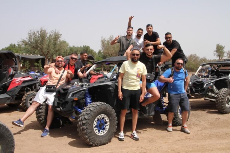 De Marrakech à Agafay : coucher de soleil, quad, chameau, dîner et spectacle de feu
